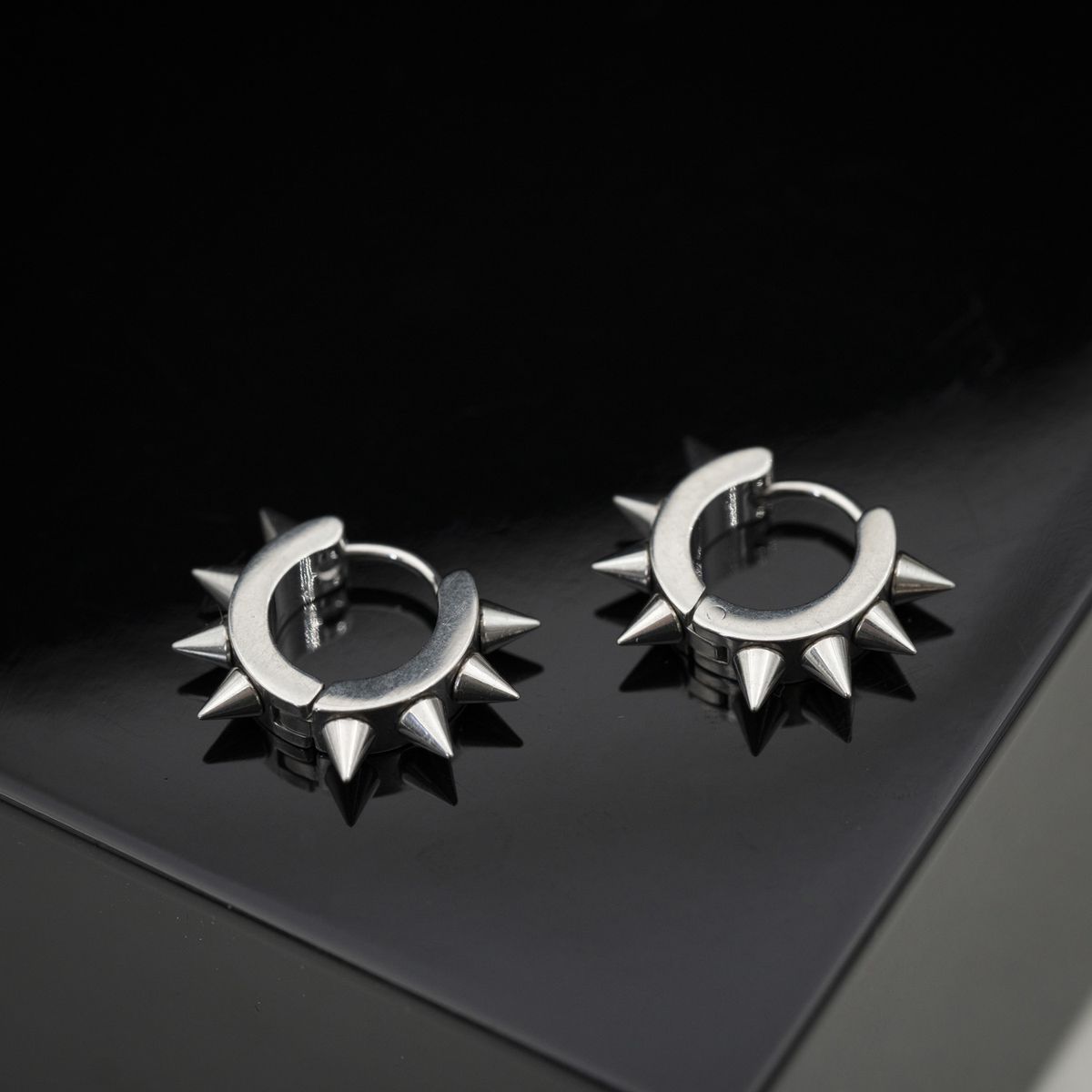 Lion øreringer i stål