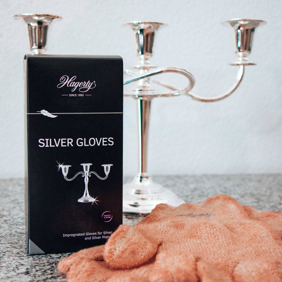 Silver gloves. 1 par.