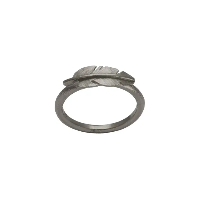 Hovedbilde Feather ring mini ox sølv 